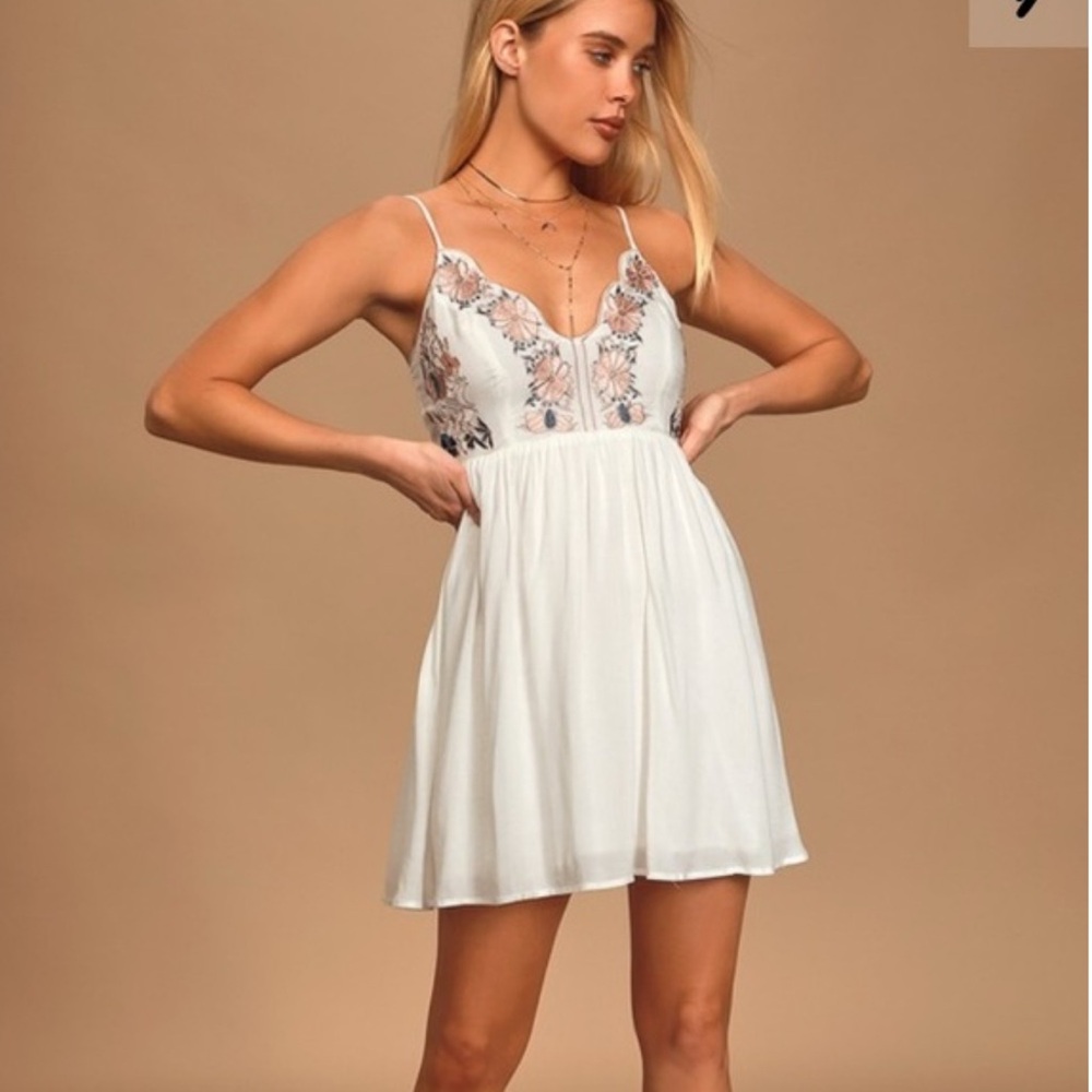 Lulus Daisy Petal Pickin’ Embroidered Dress Size L Festival Boho Coastal-Cowgirl